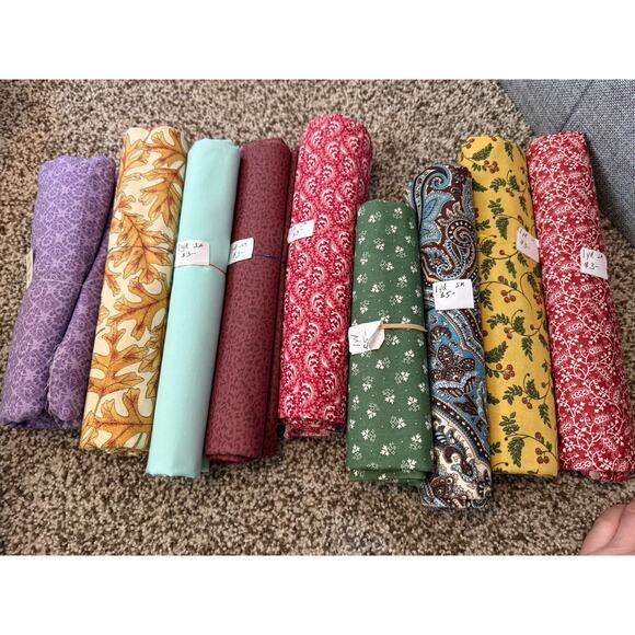 Cotton Fabric Scraps Over 7 Lbs Various Patterns De-stash. 1 Yard Cuts And Unde - Picture 7 of 7
